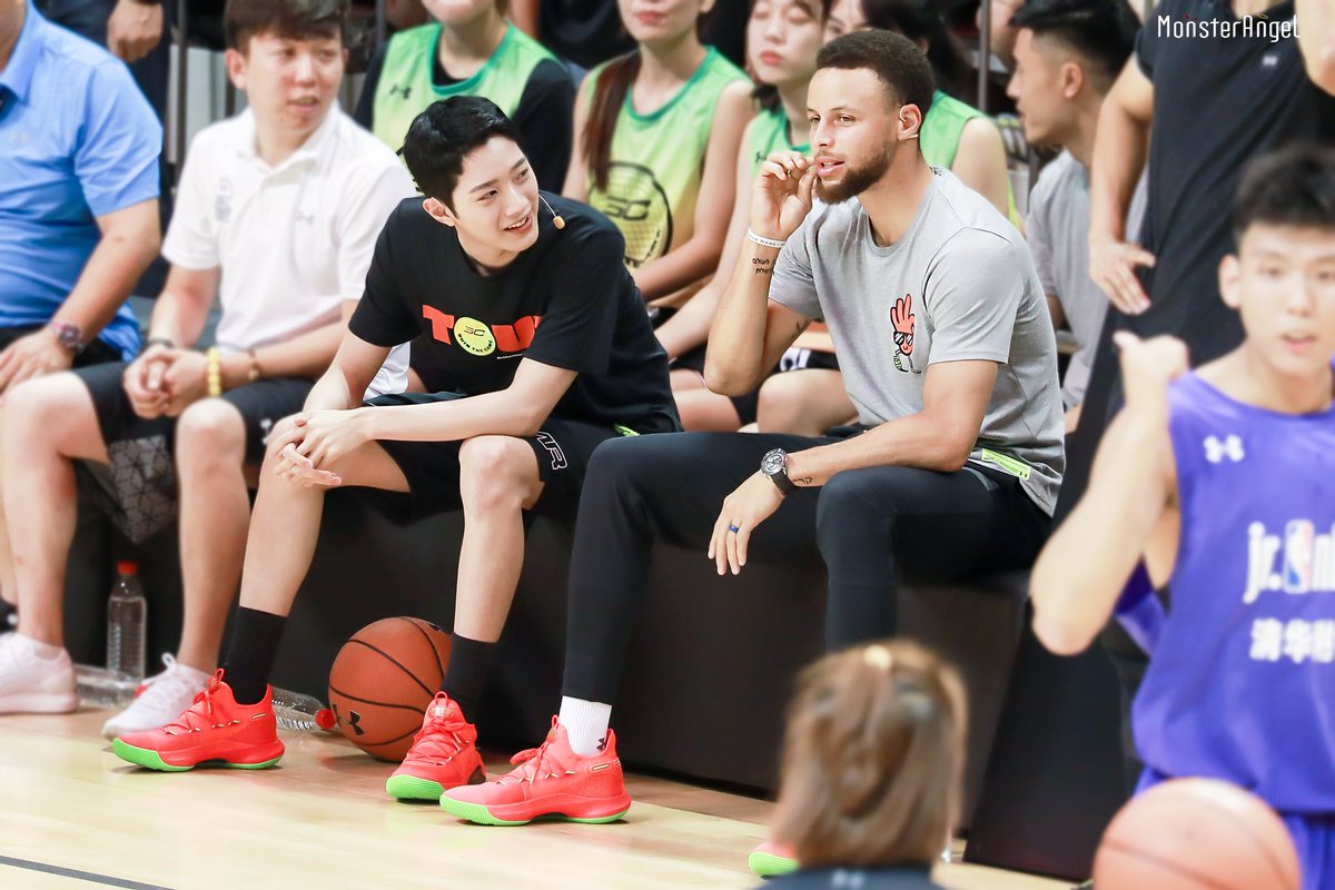 MonsterAngel923's tweet photo. 190629 상하이 스테판커리HD PATY4-Curry&amp;관린 
#라이관린 #Laikuanlin #赖冠霖 #賴冠霖 #StephenCurry #스티븐쿠리 https://t.co/zUwFE2mIo1
