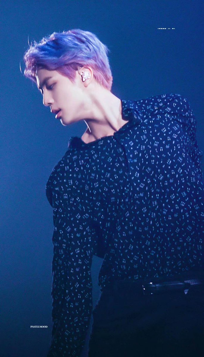 ConnieL1229's tweet photo. #Jin
#今天也是被世界靓仔迷倒的一天
帅哥是什么呢
帅哥就是能把77块（打完折才50）的hm穿成几万块的感觉
worldwide handsome👍
cr from logo https://t.co/EpPqKYMrZ9