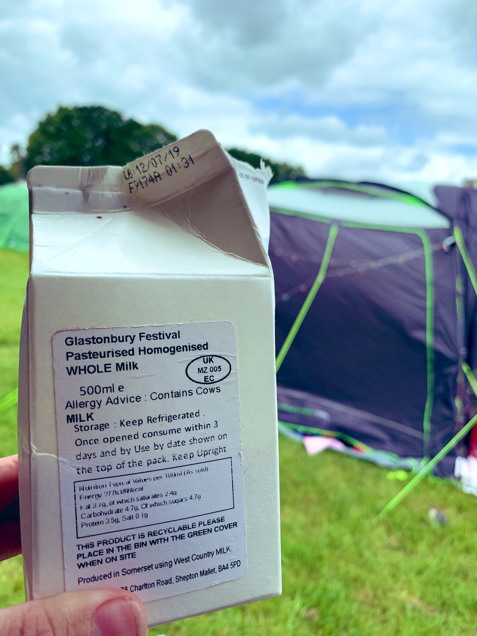 Glastonbury Live on Twitter: "Having a nice cup of tea with some delicious  Glastonbury Festival milk - you can taste the rock n' roll KG  https://t.co/scepmCwfiQ" / Twitter