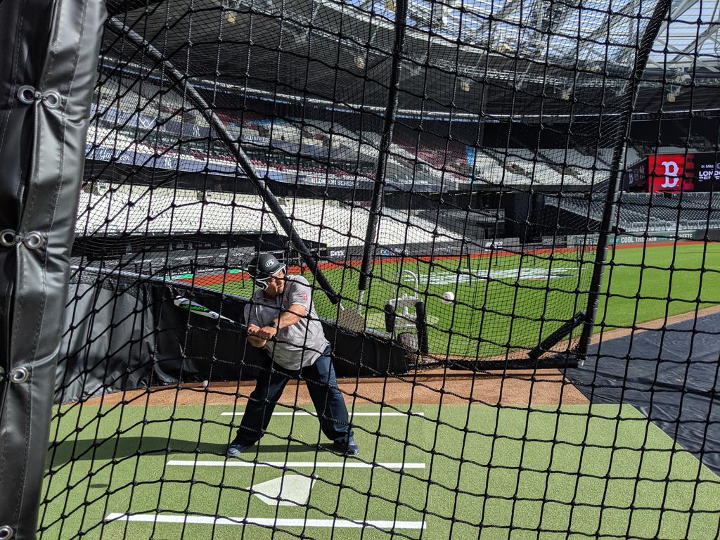 JimmySerrano50's tweet photo. @zkerravala and @Mitel execs Daniel Farrar, Wes Durow and David Silke got in a little batting practice before the game. #LondonSeries https://t.co/SJizbHeteU