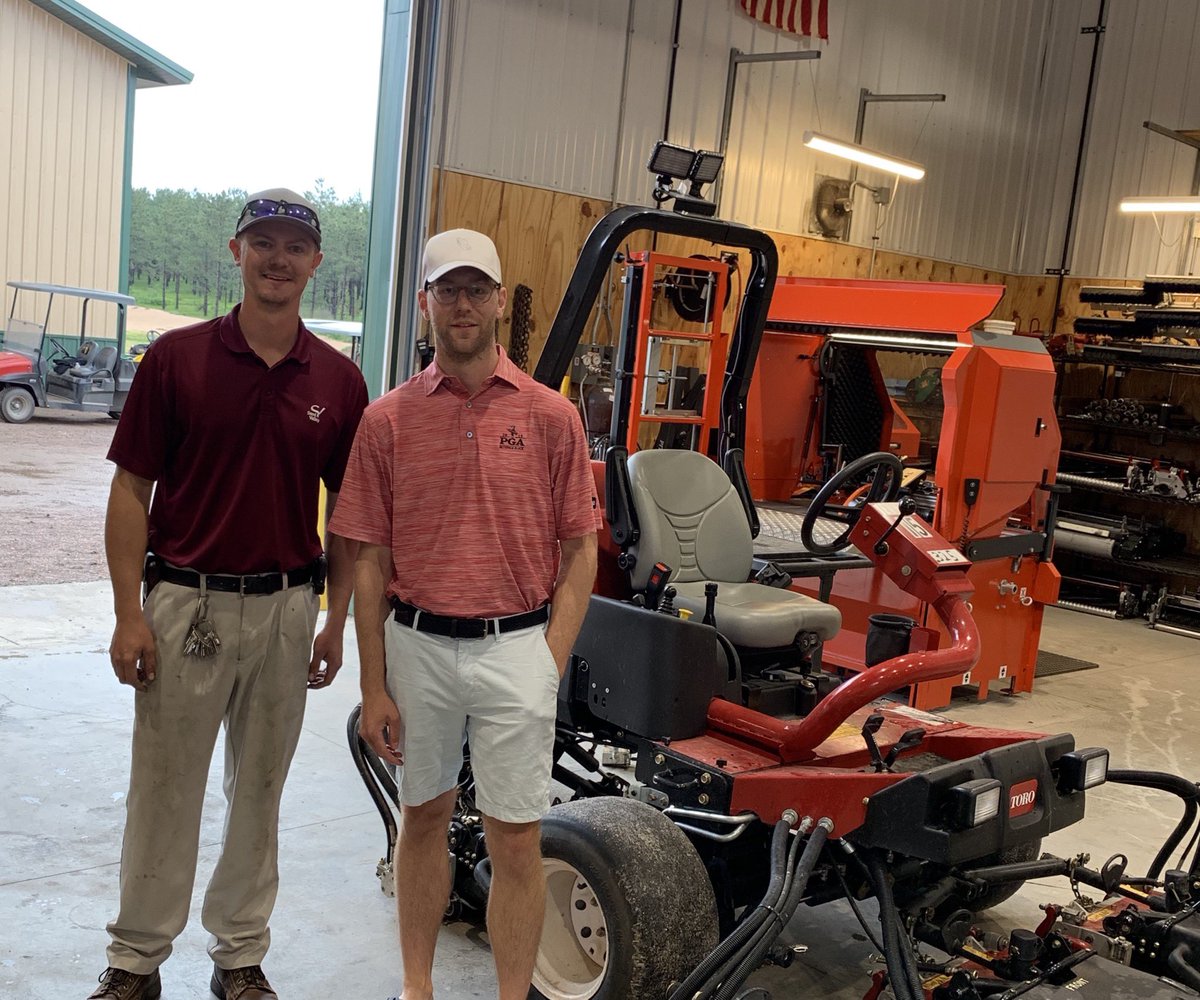jtubbs16's tweet photo. The crew @Sand_Valley run an impressive operation! Great to meet Austin Wright who manages over 300 pieces of equipment and makes time to find development opportunities for his team and Jimmy Humston who has Sand Valley in fantastic condition. @ToroGolf #iworkfortoro https://t.co/NsozBNV9ie