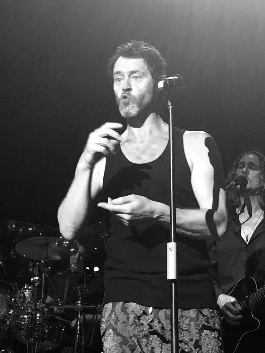 Adelenutt's tweet photo. Hot night in Rome😉 thank you @GaryBarlow @HowardDonald 🍌🎷@OfficialMarkO ❤️ https://t.co/hGzvZxe5Se