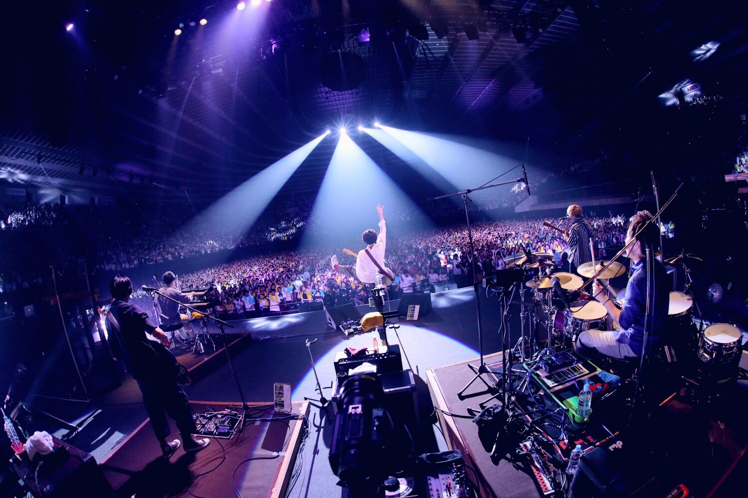Sumika Chime Release Tour 6月30日 大阪城ホールday2 公演終了 ファイナルにこの地を選んだ事は間違いじゃなかったです 無事に今日を迎えられたのは 紛れもなく皆さんのおかげだと感謝しています 本当にありがとうございました 撮影