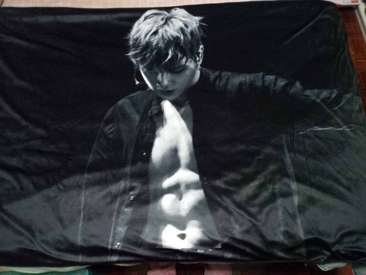 pom_84's tweet photo. ขายผ้าห่มคังเเดเนียล 600 ไม่เคยห่มไม่เคยดมเเค่เเกะออกมาถ่ายรูปครั้งเดียวเเล้วเก็บขาย600 รวมส่ง
#คังเเดเนียล 
#ตลาดนัดwannaone 
#ตลาดนัดวนว 
#ตลาดนัดวันนาวัน 
#ตลาดนัดคังแดเนียล https://t.co/TBgf3yaffw