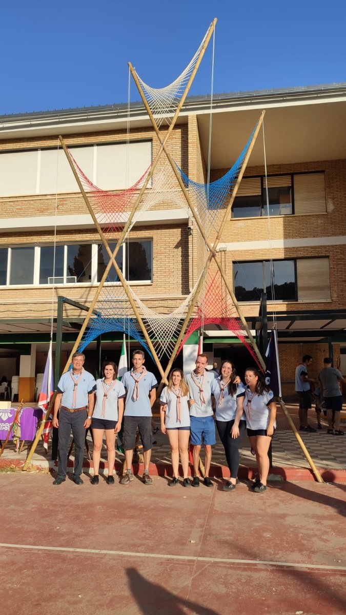 GSCOUT125's tweet photo. 7 nuevas Insignias de Madera fueron impuestas ayer a scouters de nuestro grupo. ¡Enhorabuena! SLPS. @SCOUTSAND @scout_es #woodbadge https://t.co/sxhyLH1yDE