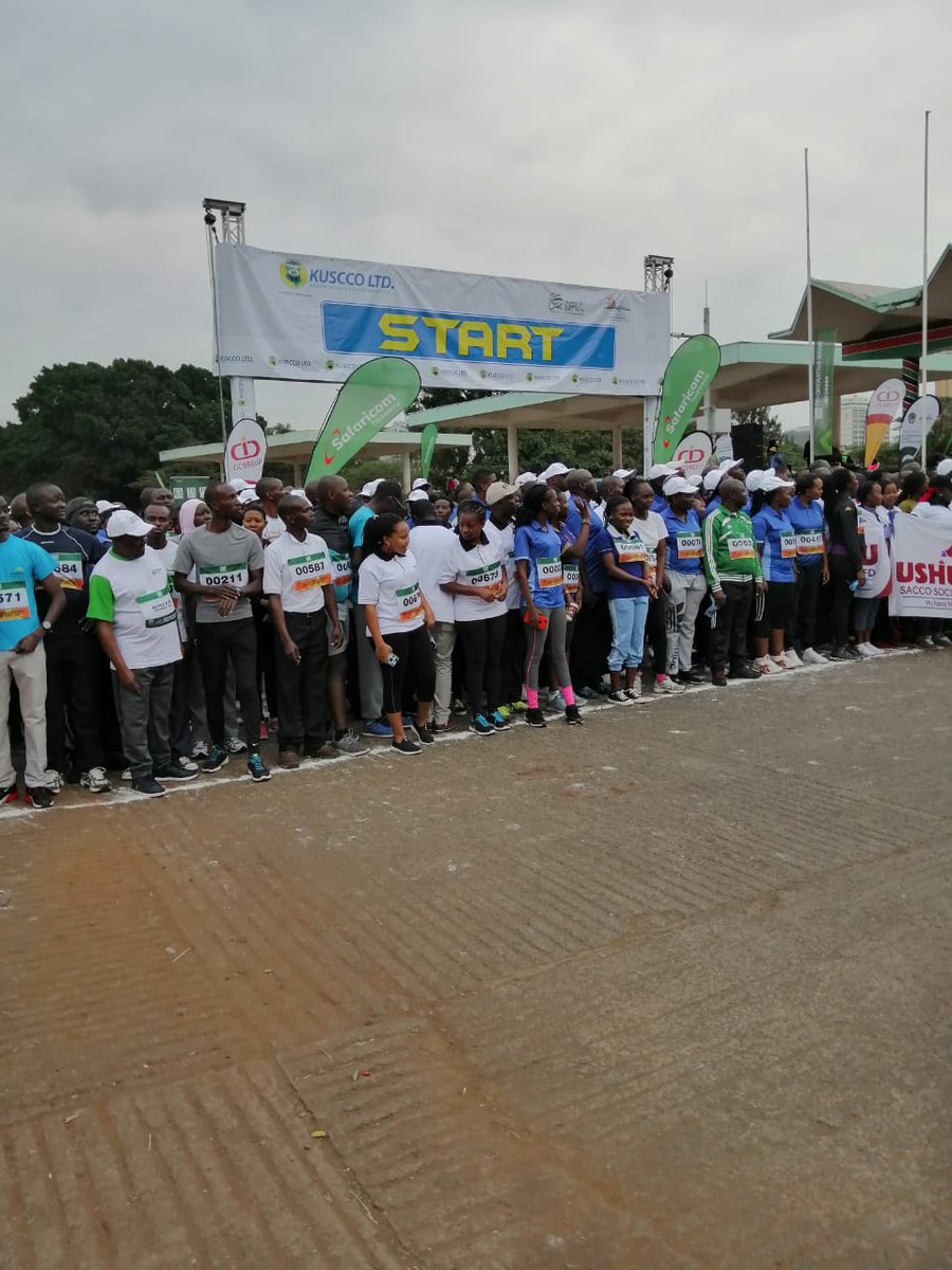 The Kenya Police Sacco team were up and ready for the #UshirikaRoadRace @SDCooperatives <a href="/kuscco/">Kuscco</a> #COOPS4DescentWork