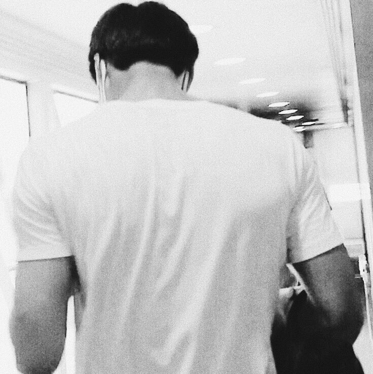 alpharealboss's tweet photo. 🏁   𝙝𝙚𝙮  : ผมบอสตั้น เมจจองกุก⚙️เนื่องจากผมพึ่งนิวแอค วันนี้เลยจะมาทำ 𐬹 แลกฟอล יִ ตามทัก 𐬹 กับทุกคนเลยครับ יִ 🕸️  มาแท็กรูป   เวลากับผมได้⛓ #imgxonlybts  ˒ https://t.co/MilymiKOlP
