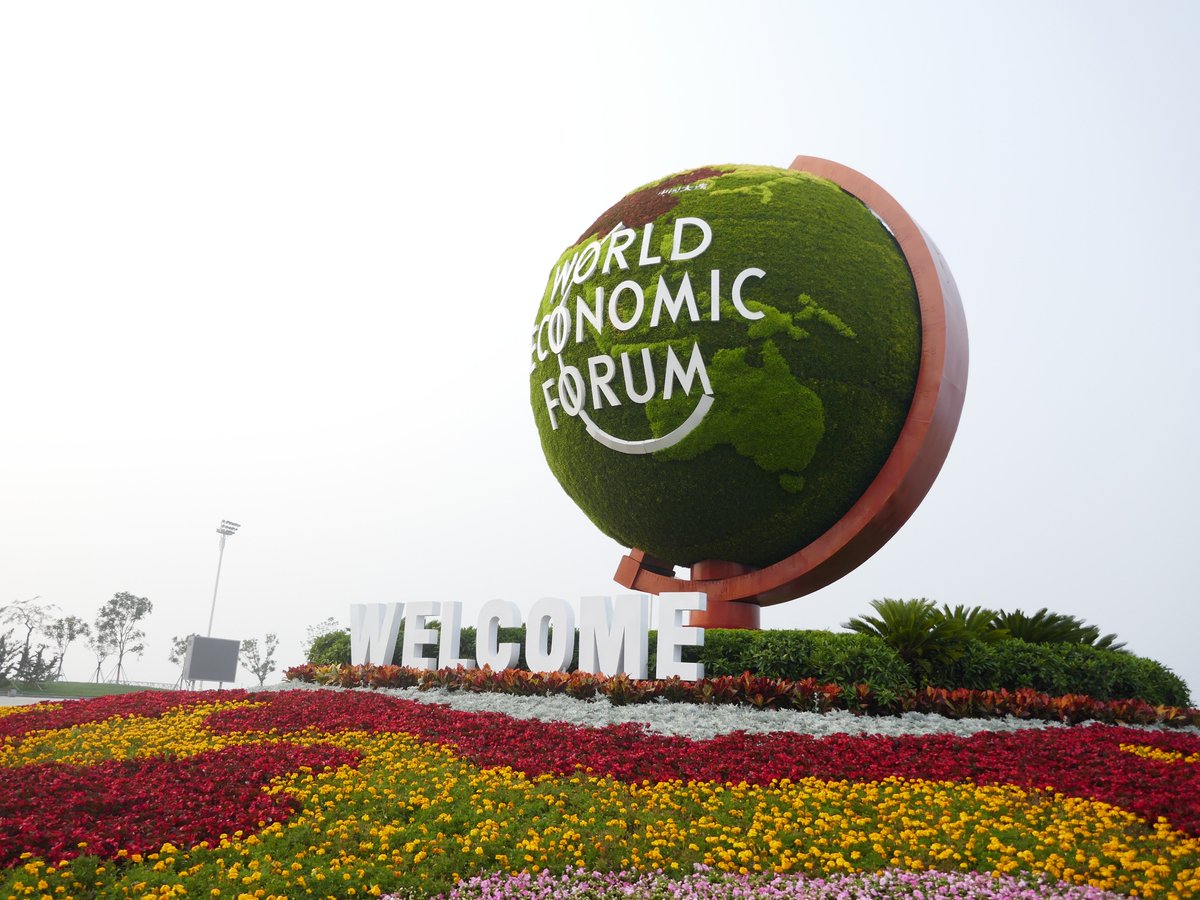 zjoukhadar's tweet photo. Looking forward to presenting our #BiometricMirror at @wef (Summer Davos) tomorrow. with @JessVovers @fvetere https://t.co/u66pkocx8C