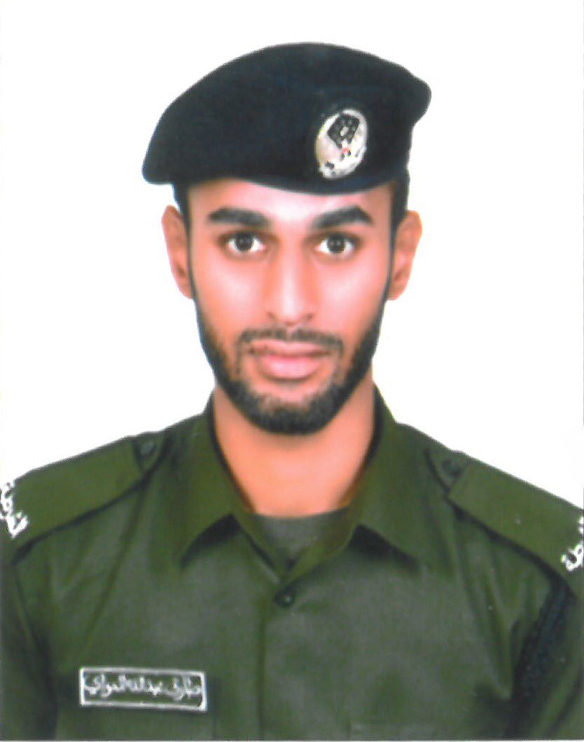 HamdanMohammed's tweet image. أتقدم بخالص التعازي والمواساة الى أسرة شهيد الواجب طارق عبدالله علي الحواي الذي استشهد خلال تأدية عمله مع زملاءه من فرق الدفاع المدني في إطفاء حادث حريق في أحد المباني في منطقة الخليج التجاري.