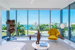 MSCOpenHouses's tweet photo. #Sarasota condos for sale, West of I-75, w/ Open Houses Sunday https://t.co/qIxbSXQ5AO #VueSarasota, #1350Main, more https://t.co/Vp6pKZcwKu