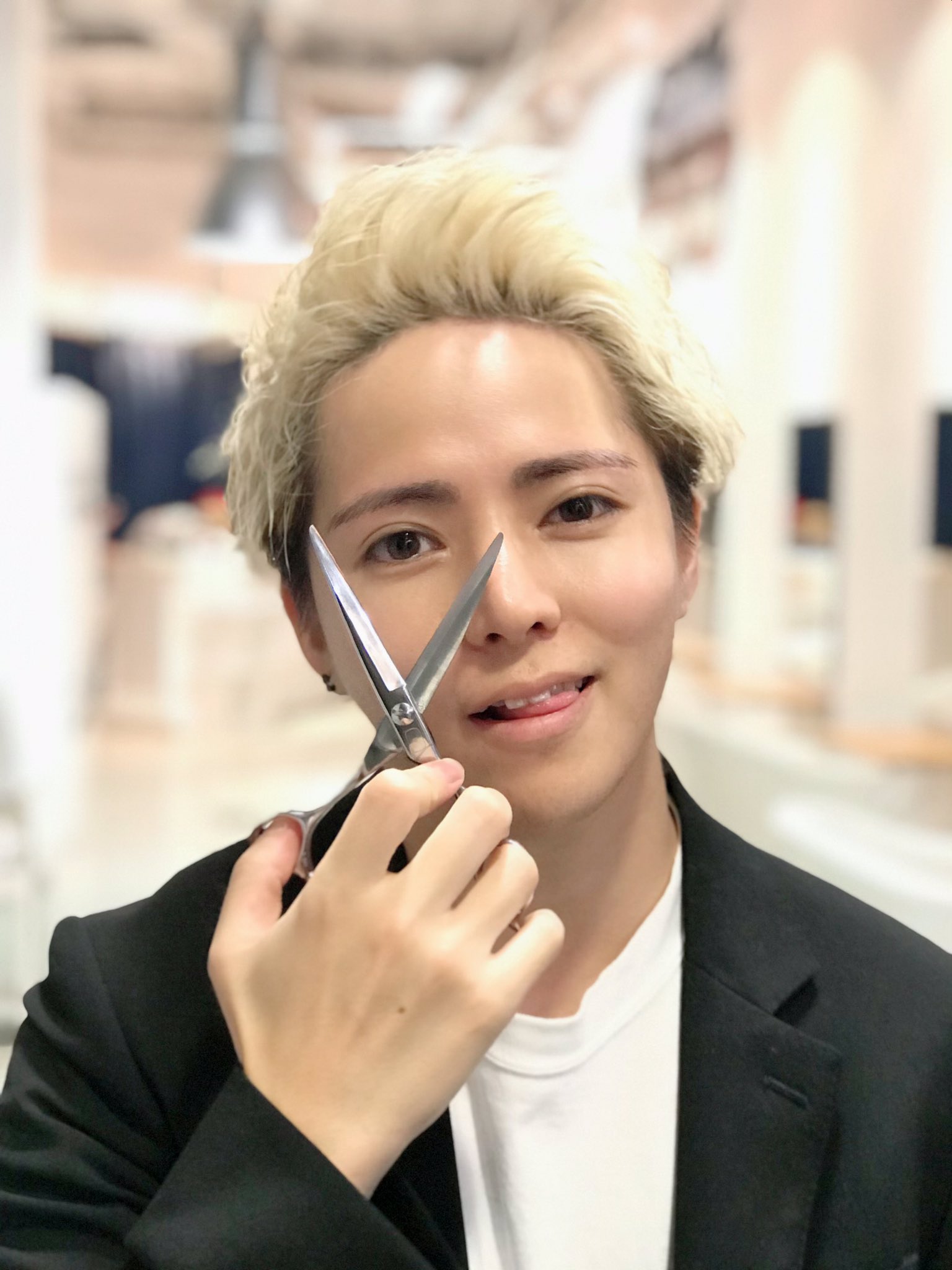 もるさん ご報告 この度 7月2日よりトップスタイリストに昇格させて頂くことになりました よろしくお願い致します