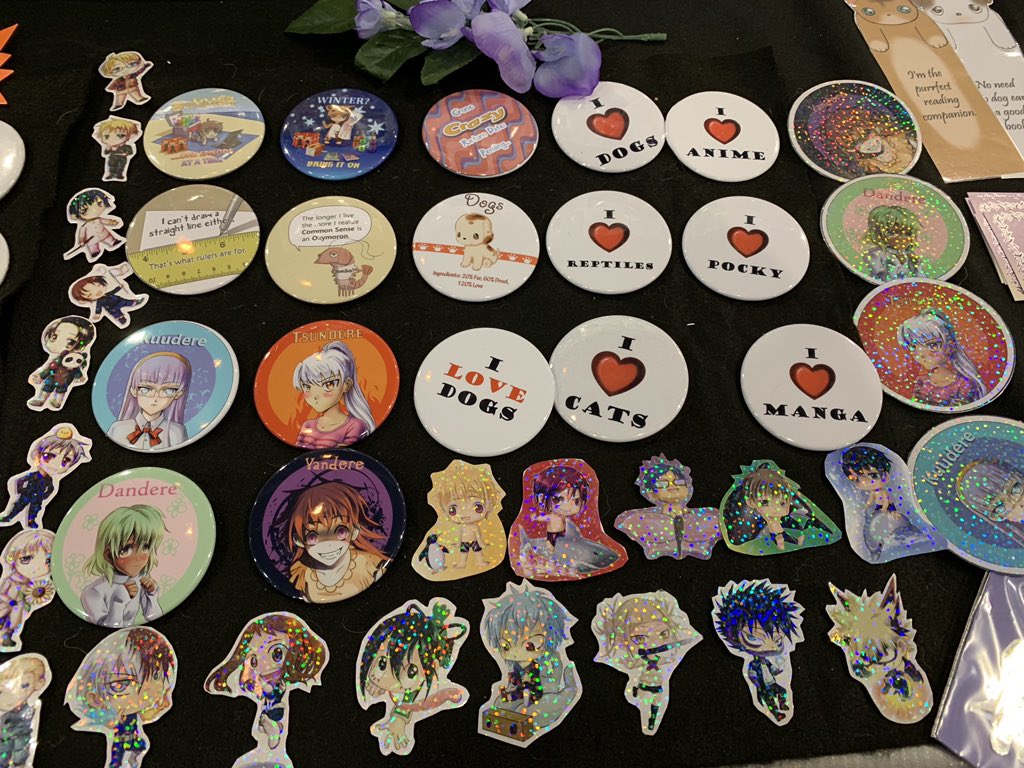 ArtByWisteria's tweet image. Last day at #RobCon2019 ! We’re vending at table 17A! Come by for #orginalart &amp;amp; #fanart by @LilithBriar and #StargazingLilium!