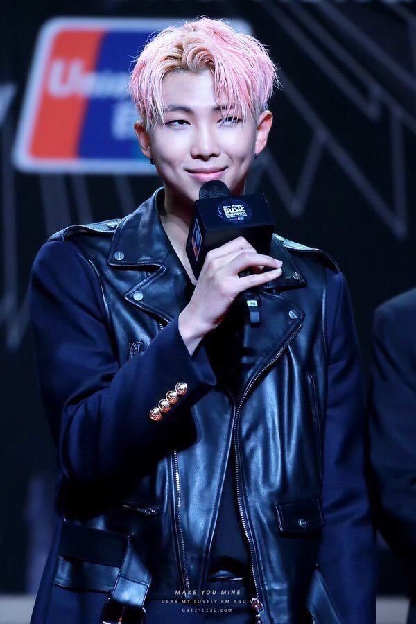 X 上的⋆ namu lover:「pink hair and leather jacket this was a