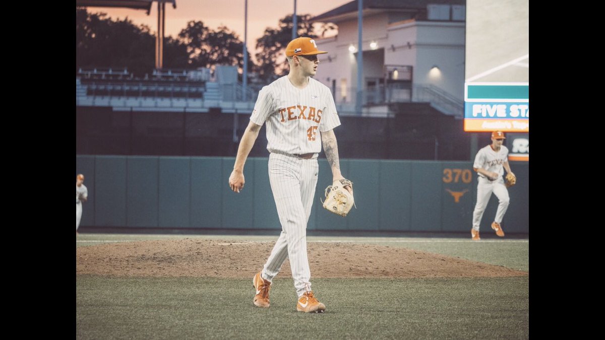 c_cobb_73's tweet photo. Happy 20th birthday to our Coy!!! So very proud of you and love you with all our hearts!  Hope you’re having a great day!!! ❤️😘❤️ @coy_cobb https://t.co/Px01LNEt3J