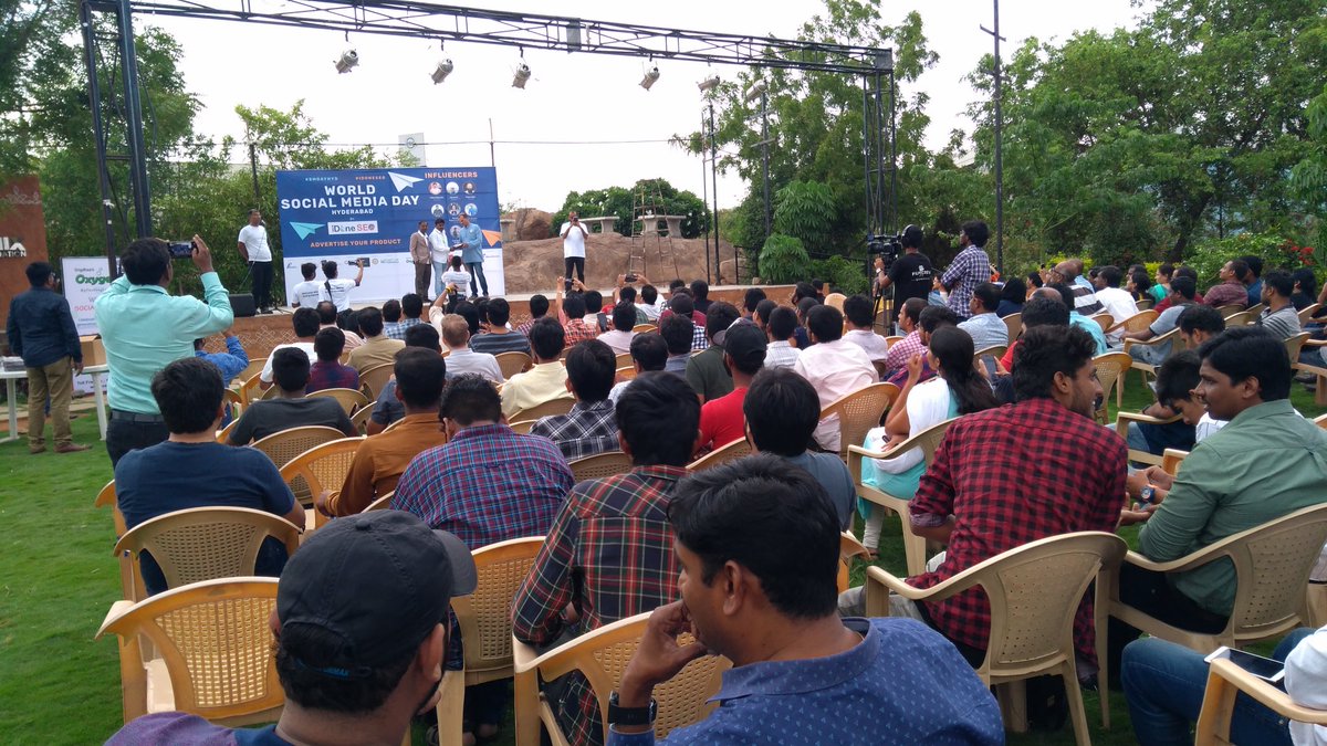 Dadi_AjayKumar's tweet photo. Today I attended world social media day event @phoenixArena
#SocialMediaDay #SocialMediaDay2019 
#DigitalMarketing 
#digitallifehub https://t.co/4mt1Vzbdtx