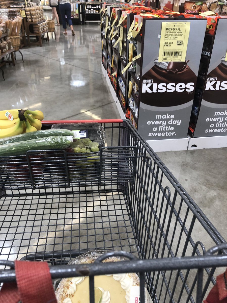 PamelaRoxburgh's tweet photo. Shopping and I find Norma’s husband!!!   #noteacup #exleytweets https://t.co/hbg6CwJyKQ