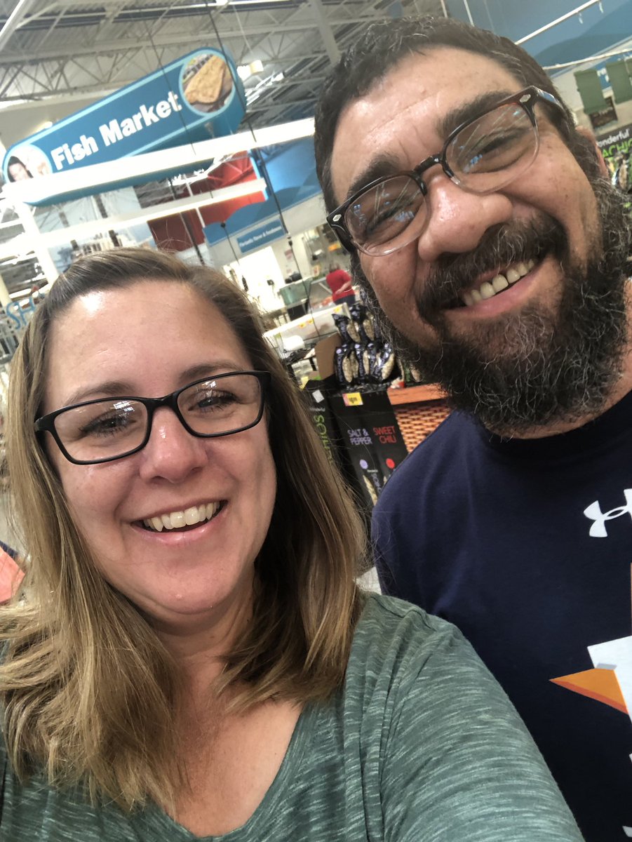 PamelaRoxburgh's tweet photo. Shopping and I find Norma’s husband!!!   #noteacup #exleytweets https://t.co/hbg6CwJyKQ