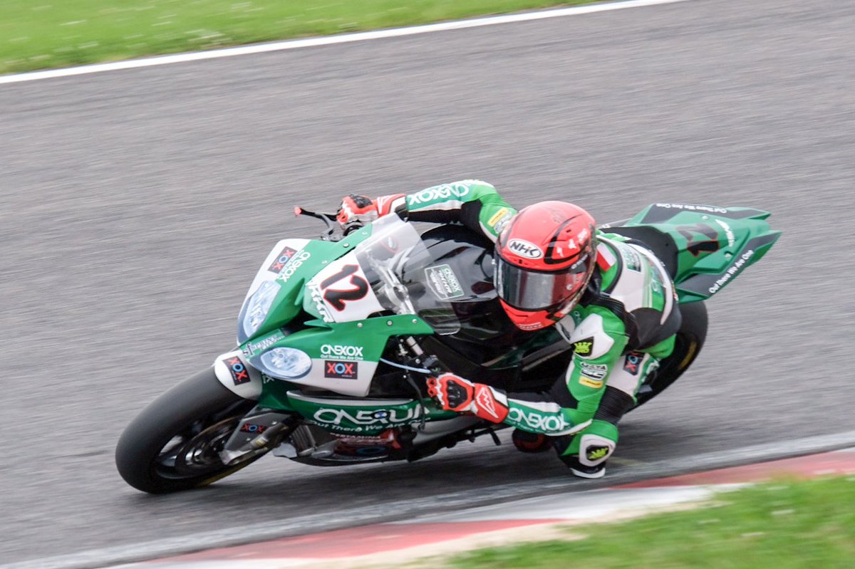 Alhamdulillah ini adalah debut pertama gw di kelas ASBK1000, gw akan terus belajar memahami karakter S1000RR ini. dan akan terus improve kedepannya, crash saat warm up tadi jadi sebuah pelajaran dan akan terus semangat untuk balapan berikutnya di zuhai.

SEMERU12👊🏻