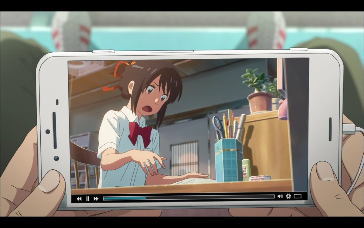 わび さび A Twitteren スマホで観る 君の名は 三葉がいる 動画は ギガ使い放題で お父さん犬までｗ ソフトバンク らしい ウルトラギガモンスター 君の名は 天気の子 Softbank Cm