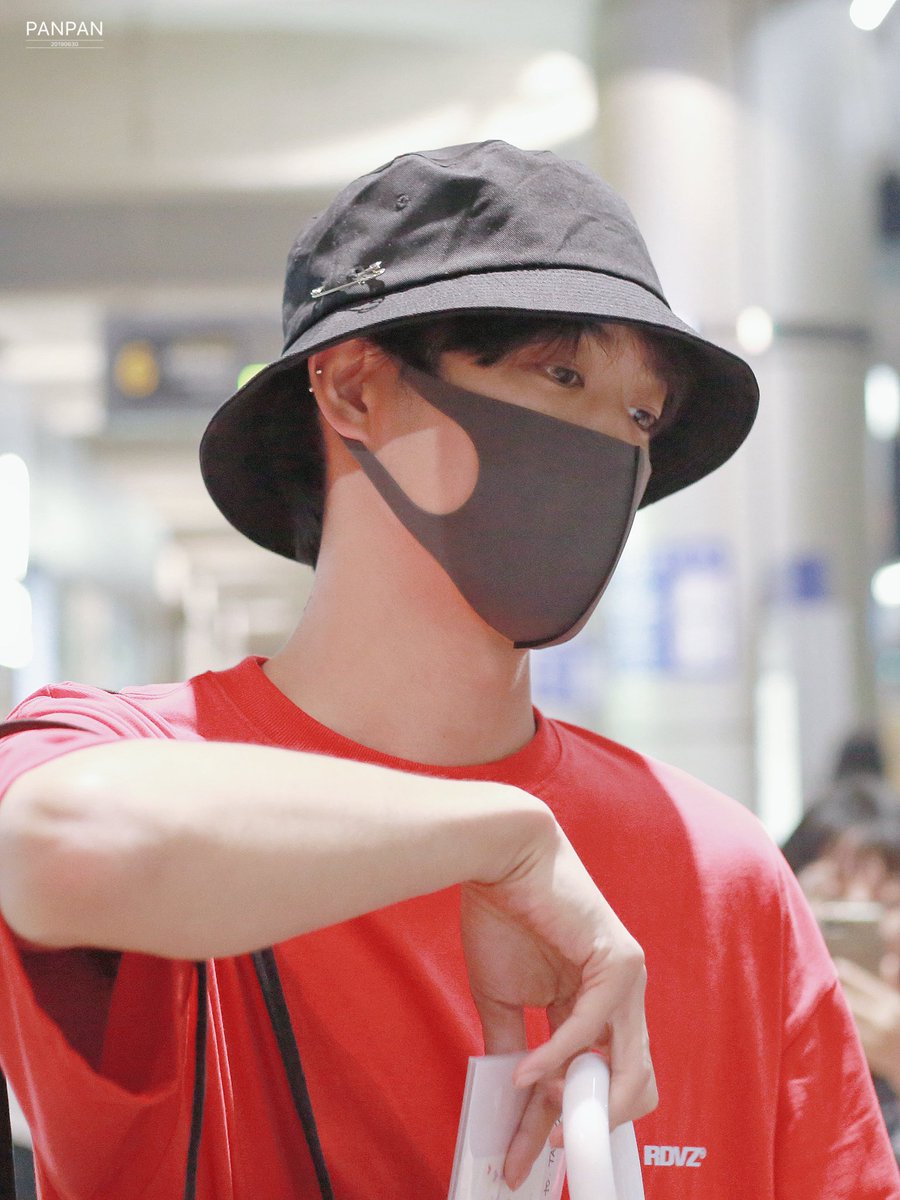 panpanee's tweet photo. #TAKUYA #寺田拓哉 #타쿠야
190630 김포🛬

 久しぶり❤ https://t.co/6p7T0x4d8o