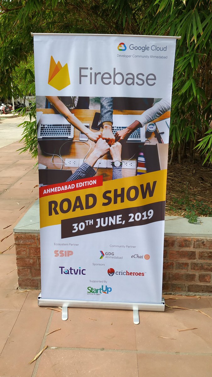 JaldeepAsodariy's tweet photo. Super Sunday with @Firebase team
A Great sessions and #FirebaseRoadshow event by @GCDCAhmedabad
#GDGAhmedabad #IndiaFirebase2019 https://t.co/hTW0qErKvt