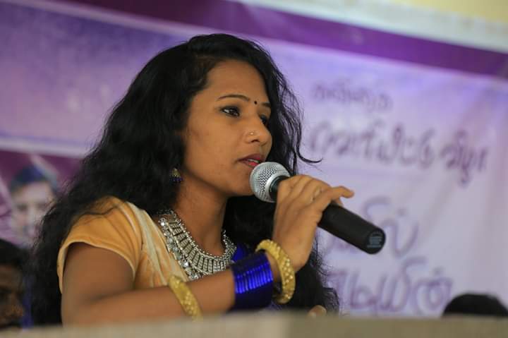 Poet_Manushi's tweet image. வாழ்விலிருந்து கவிதை பிறக்கும்போது அது வாழ்க்கையைக் கவித்துவமாக்குகிறது.
#coimbatore #BookReleaseFunction