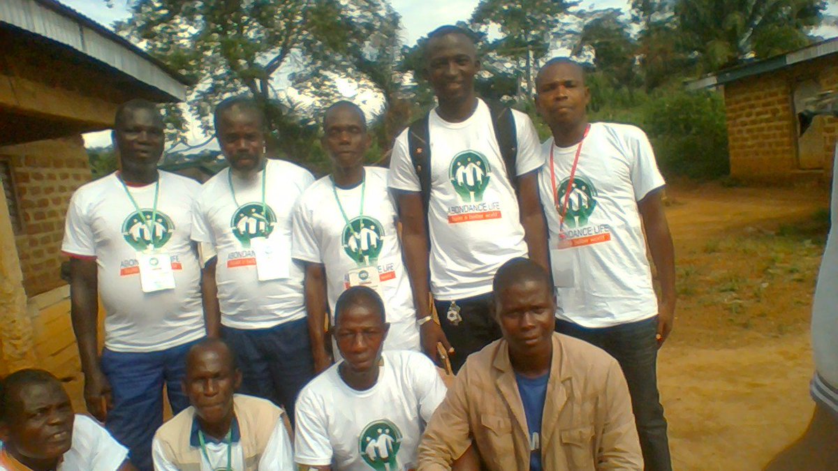 AbondanceLife's tweet photo. Dans le cadre du lancement de ses activités dans la region du Tonpki dans l'ouest de la Cote d'ivoire, ONG ABONDANCE LIFE a effectuée du 12 au 14 Juin 2019 une mission dans département de Zouhan-houien. https://t.co/cKF0xhBGnZ