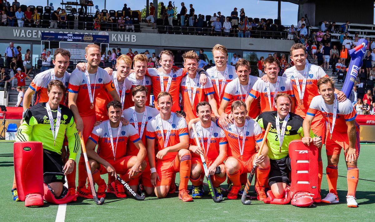 KNHB_NL's tweet photo. De Oranje Heren winnen brons op de eerste editie van de FIH Pro League. Klasse mannen, gefeliciteerd!🥉
#oranjehockey #fihproleague
Foto: Koen Suyk https://t.co/EG3DvnmHa0