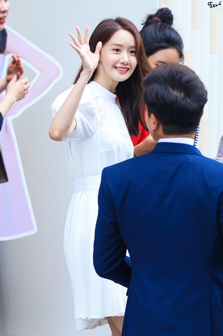 [PHOTO] 190628 Yoona @ Innisfree Event  D-UXJP0U8AAeGcH?format=jpg&name=small