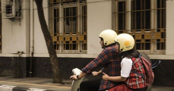 Ghea &amp; Ghia - Ada Ayah dlvr.it/R7Y9Zq