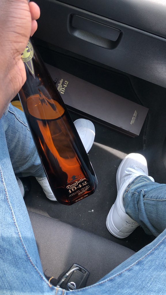 StopJockinMe_'s tweet photo. Said I was done drinking.... 🤷🏿‍♂️ https://t.co/F8kXvf1j20