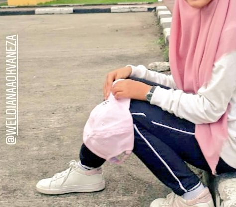 wweldiaan's tweet photo. karena pura pura bahagia itu butuh tubuh yang sehat zeyeng https://t.co/LiLGcnnBCB