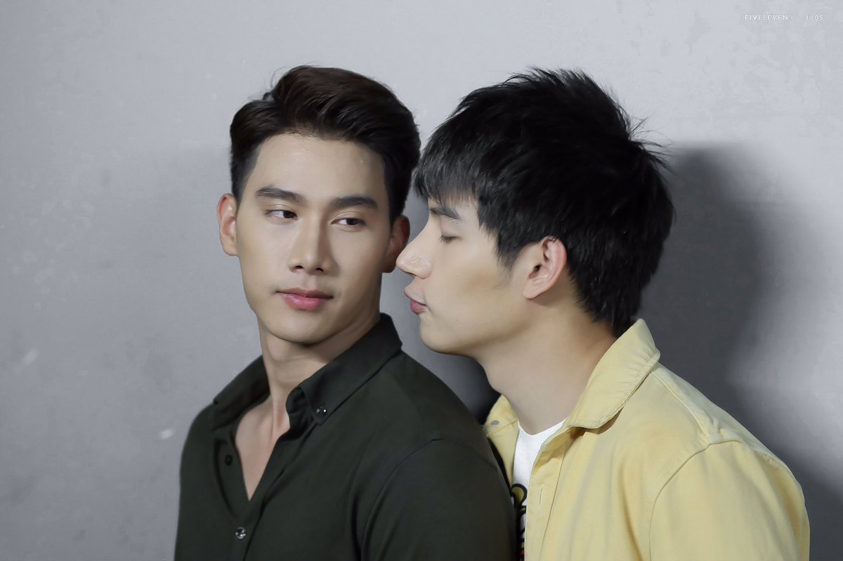 fiveleven1105's tweet photo. >//////<
.
@Maxiiin1 @octotul 
.
#maxtul #maxiiin_  #คนของอาฮุย 
#tul_pakorn #togetherwithme 
#chaeshow #gmm25 https://t.co/VqBow6VJXv