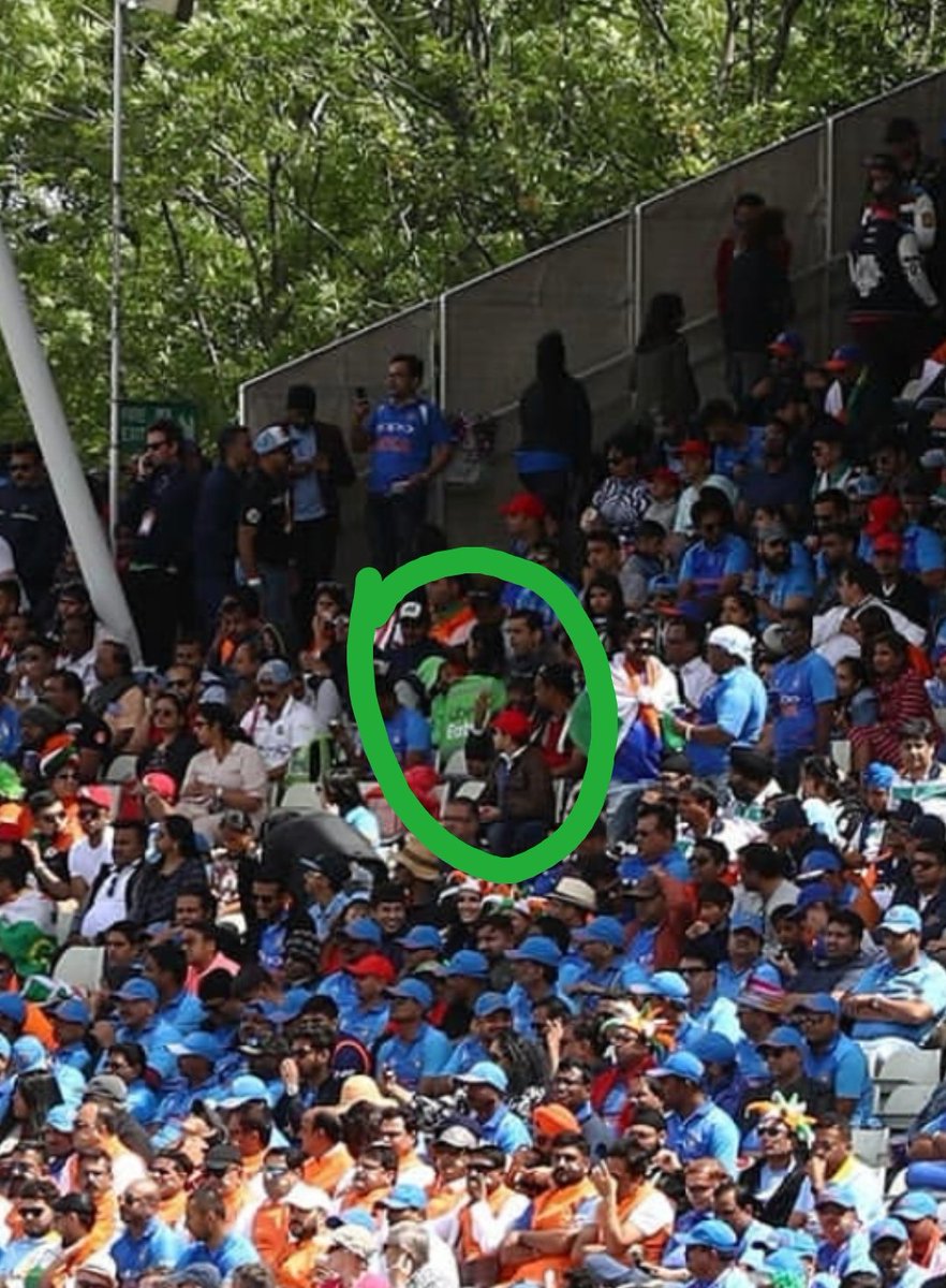 piyushpuri12's tweet photo. @UberEats_IND @ICC Spotted the Uber delivery partner 
#EatsHawkEye #ContestAlert 
#INDvENG #UberEats #EatsHomeAdvantage #CWC19 #UberEatsIndia Join @sagar10000 @nikp_05 @blessedkamal @Mrfreaky79 @friends4_eve @CD007_ https://t.co/l6EPZtS2CW