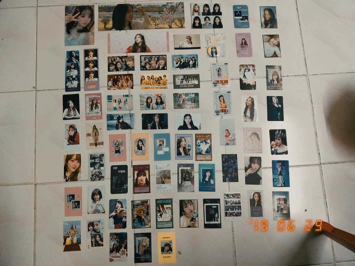 _happykpopgirls's tweet photo. A amazing night with gfriend yesterday ππ»
Gfriend is my favourite girl group forever β€
Thanks for the freebies!! ππ
#GFRIENDinKL
#GFRIENDinMY
#GoGoGfriendinKL
#GoGoGFRiendinMY
#GFRIENDinMalaysia https://t.co/ARgnxcLTHV