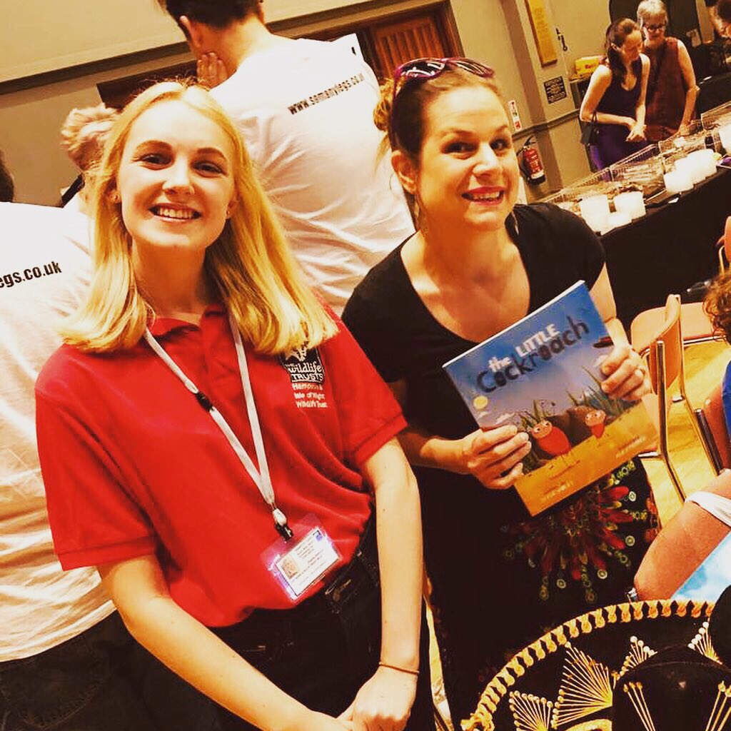 TheLilCockroach's tweet photo. We were super excited to be at Bugfest today in Petersfield and hang out with @VenomousVisions &amp; @WildlifeTrusts .... say hello to my little cockroach!

#EntoCon #BugFest #Roach #Bugs #Events #CarnageCockroach #Petersfield #ChildrensBook #Author #Entomology #WildlifeTrust https://t.co/Fvukd27BCw