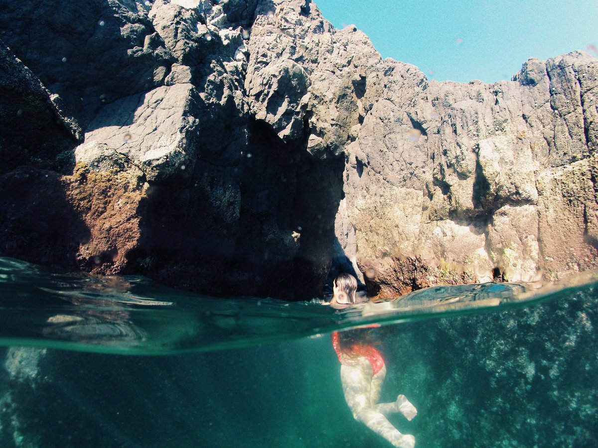 Me gustaría abrir un hilo muuuuuy grande de fotos en el mar o fotos relacionadas con él.

¡Empiezo yo! 🇮🇨