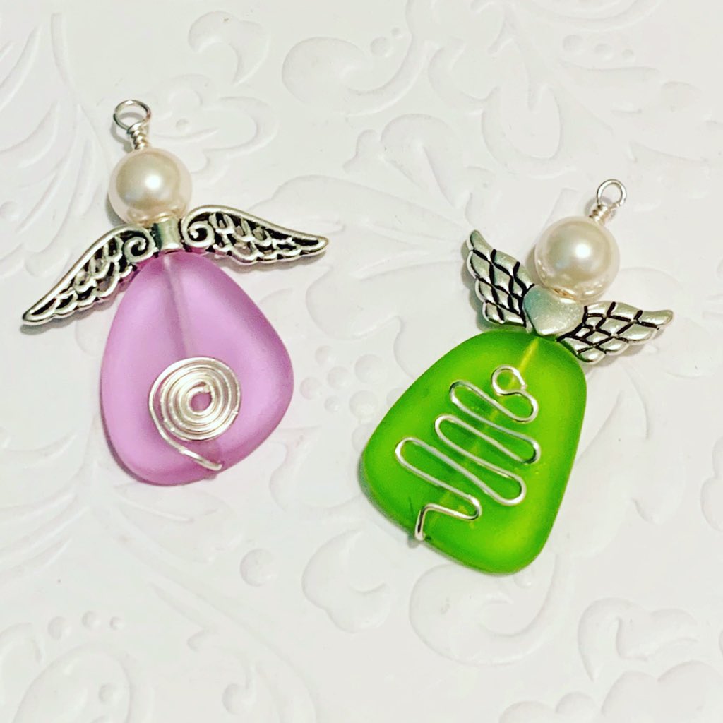 MMaple63's tweet photo. #angels #culturedglass #pendants #ladybugjewelry #create https://t.co/XDyhar2K6a