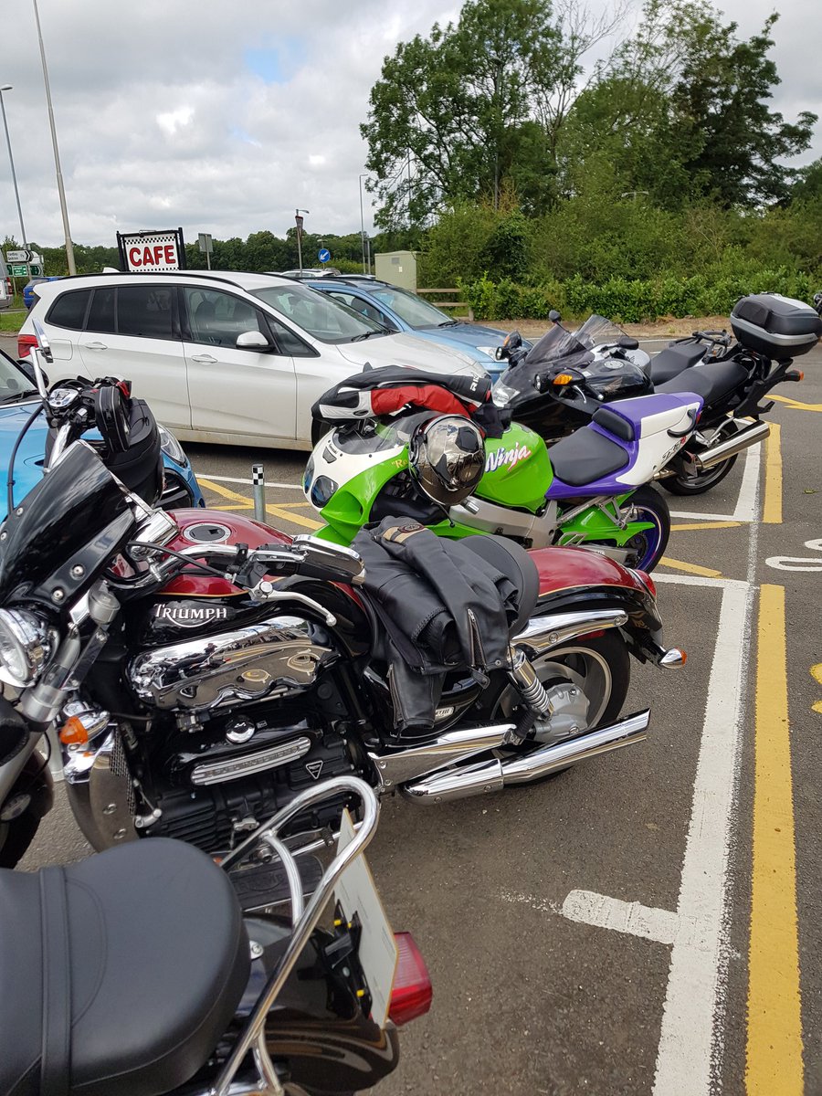 Teesound's tweet photo. @AlexReid Out riding https://t.co/6uSCfUxDn4