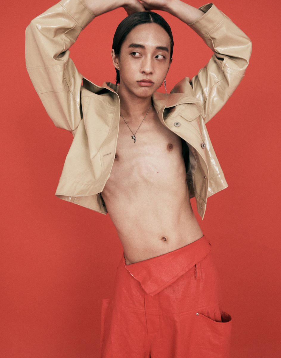 papermagazine's tweet photo. .@HOLLAND_vvv WILL INHERIT THE EARTH!! #PRIDE #WORLDPRIDE
https://t.co/DKxYPlt63Q https://t.co/7HIQbUvnQ4