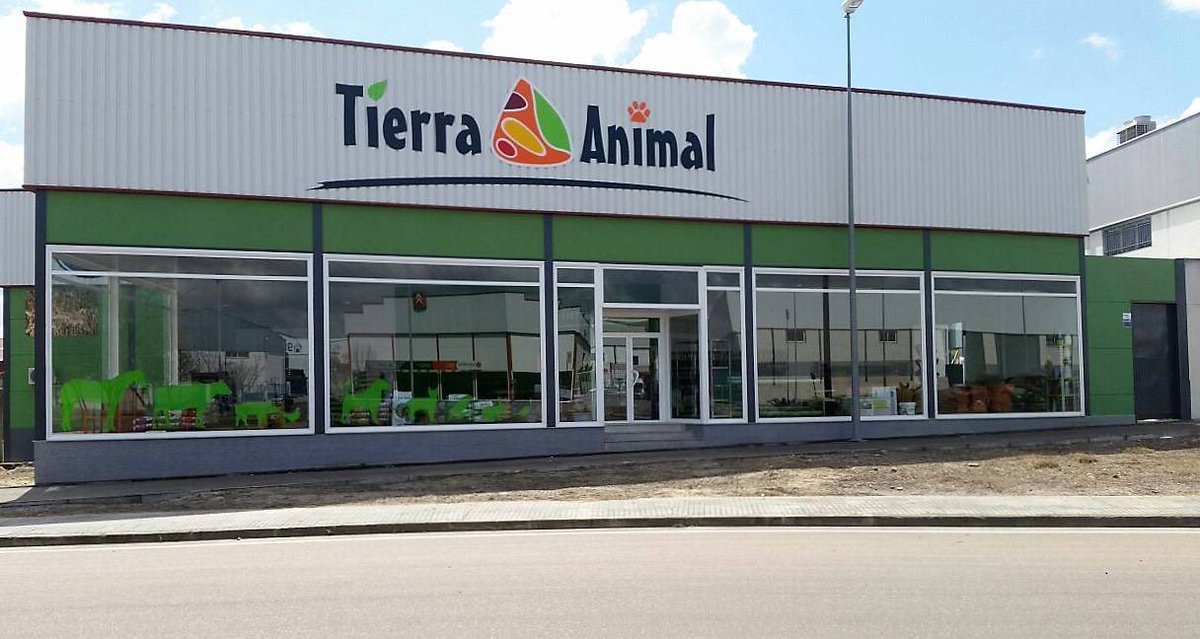 Las tiendas Tierra Animal son una excelente opción para emprender un negocio de autoempleo. 

¿Quieres saber mas sobre esta franquicia?

Le invitamos a rellenar el siguiente formulario y le enviaremos la información necesaria.
franquiciasenespaña.es/franquicias/an…

#franquiciasenespaña