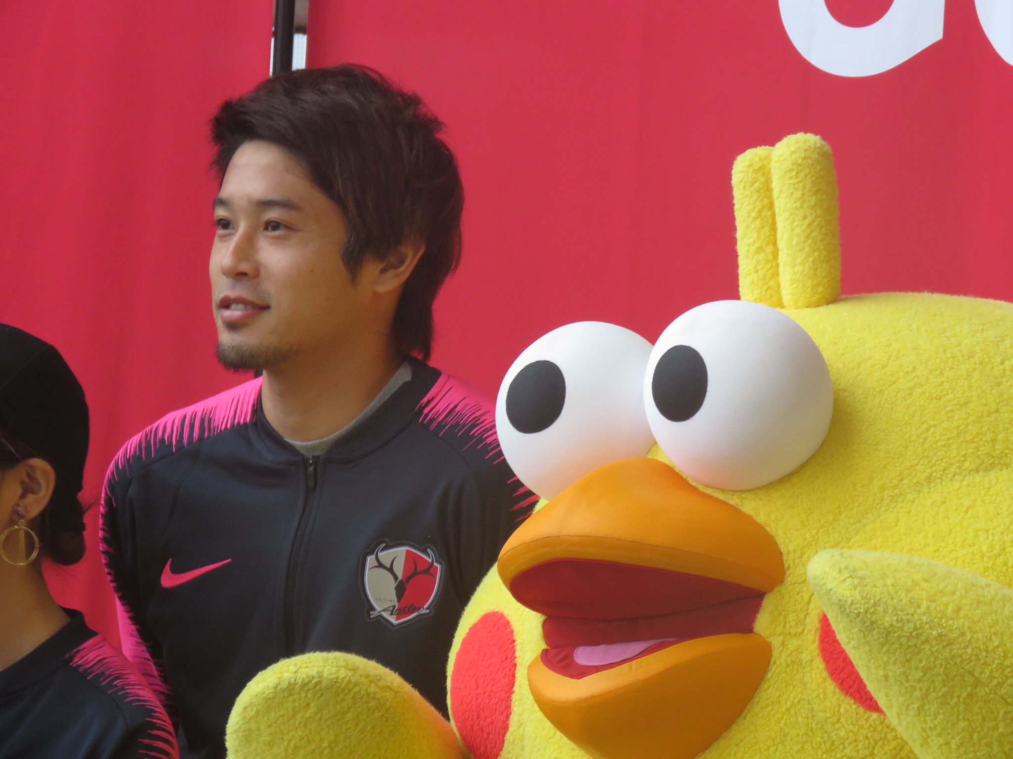 Shima Niki 篤人が出てきた時の悲鳴はなかなかのボリュームでしたw ポインコ兄弟 内田篤人 T Co Sepucm2hlu Twitter