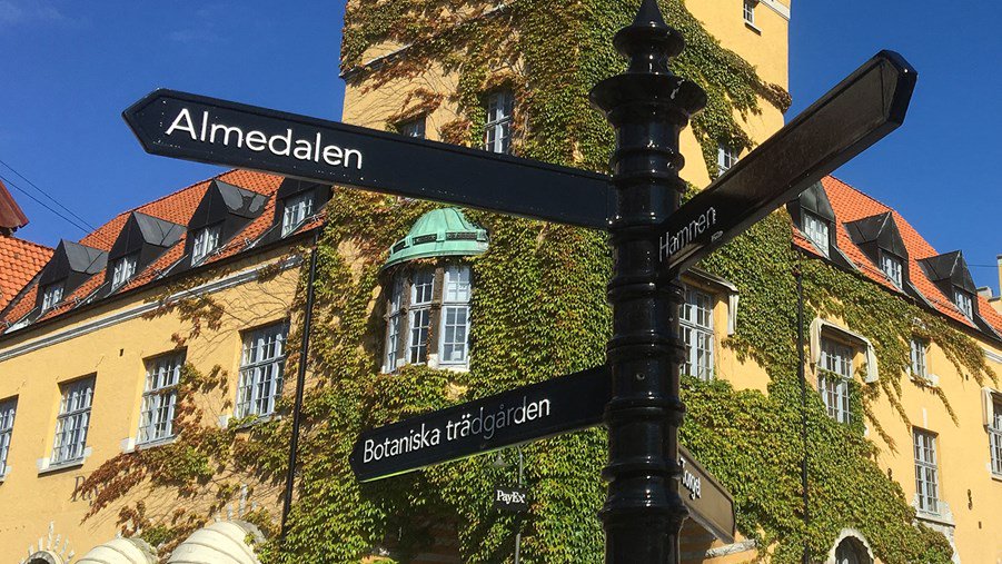 Node_Pole's tweet photo. Today is the start of #Almedalsveckan, the democratic meeting place where political and social issues are in focus. Node Pole will be present during the week to highlight the development of energy-intensive industries and establishments in Sweden. #Almedalen #NodePole https://t.co/BRRVxxo0pn