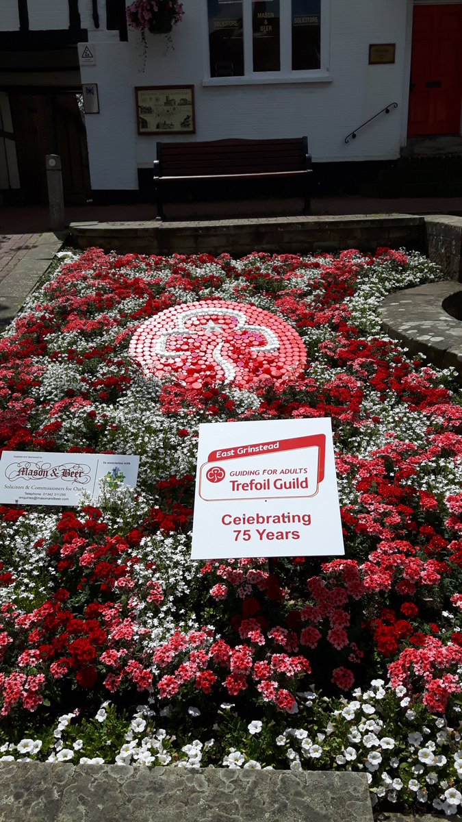 Have you seen the beautiful Trefoil Guild flower bed in the #EastGrinstead High Street? trefoilguild.co.uk 
Trefoil Guild, Guiding for Adults