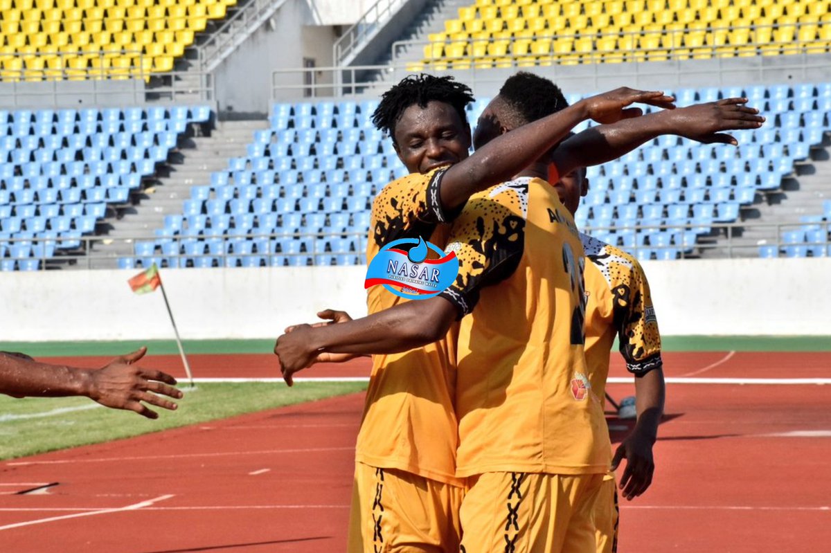 dadaoliseh's tweet photo. Halftime shots πΈ
Ashantigold players celebrating their goal in the 38th minute by Mark Agyekum.
@AshantiGoldSC_ 1-0 Nzema Kotoko.
#GFASC #NCSpecial https://t.co/vId5ipzxjK