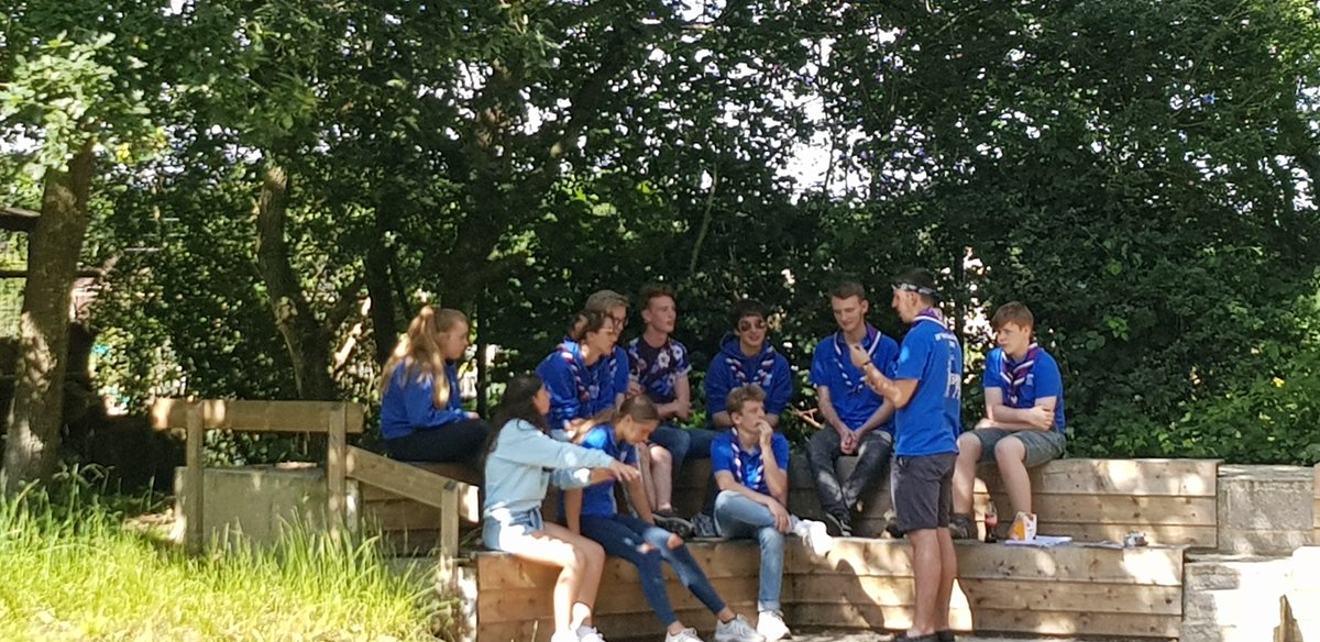 Berks_WSJ2019's tweet photo. Hard at work, last unit training before jamboree.... 2️⃣0️⃣ days to go ✈🌎 🇺🇸 #unit63 @BerkshireScouts https://t.co/cTTmcVxX6s