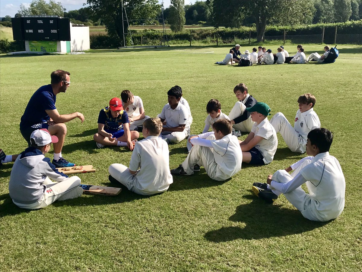 bramwell_mark's tweet photo. Incredibly exciting game of cricket @PurtonCC today as Purton U13 beat @burbagecc U13 by 1 wicket with gritty last wicket stand. Burbage 134ao, Flay 7-1-21-5 vs Purton 135-9, Malherbe 33. Well played boys 👍👏 🏏 #wiltshirecricket #wycl https://t.co/KqXNS5fpT5