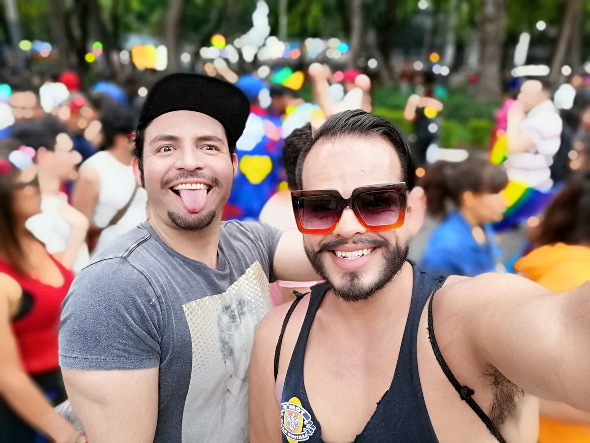 MANU_MNDZ's tweet photo. Gracias @officialfey por recordarnos acerca del amor, el respeto y está experiencia planetaria dónde venimos a aprender y se felices! #WordsOfWisdom #LoveIsLove #GayPride #ProudGuy #Fey #CDMXPride https://t.co/ml6zo1c8SC