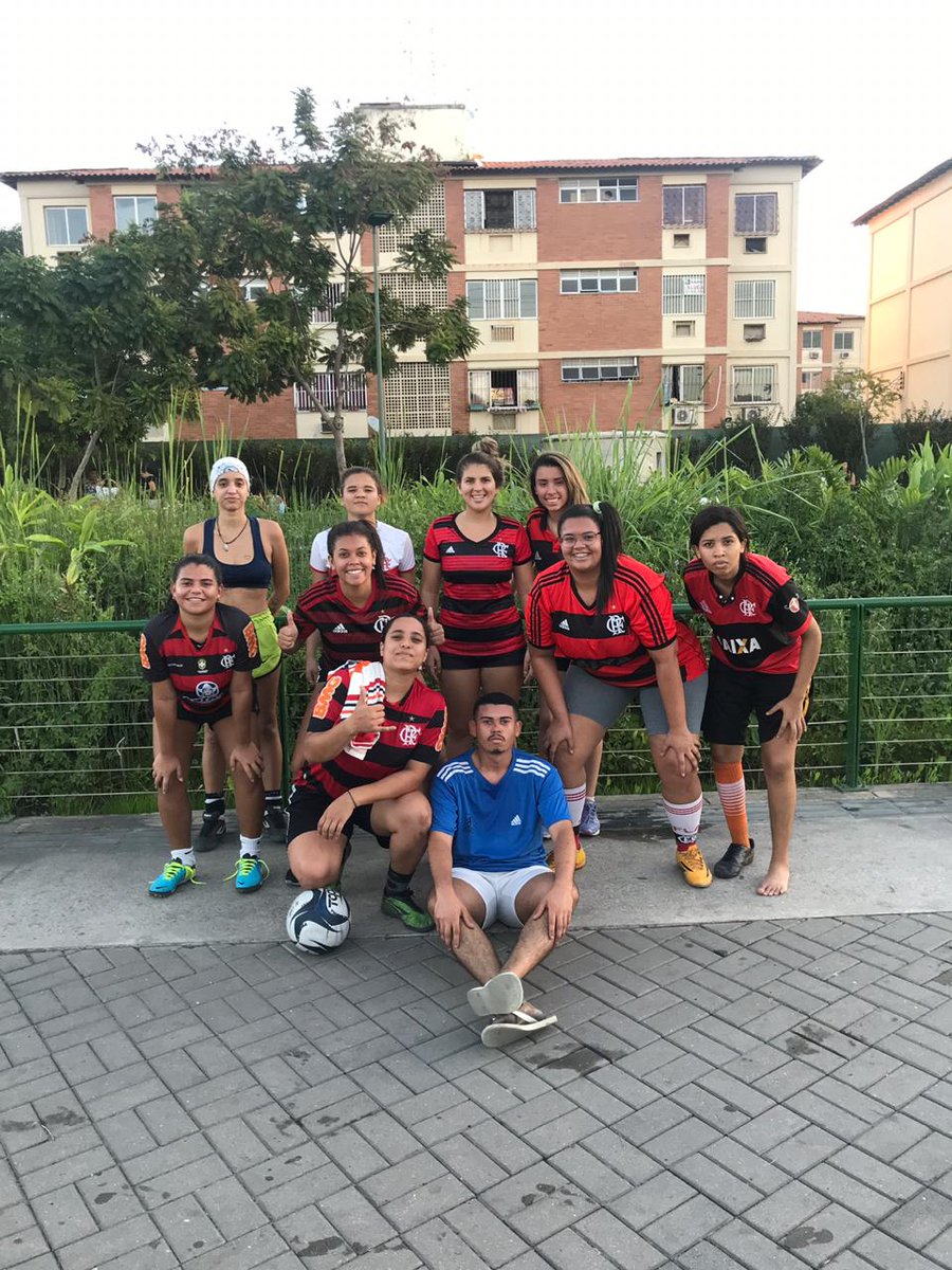 FemMulambo81's tweet photo. Ontem tivemos o primeiro treino com as nossas meninas que escolheram honrar nosso manto! 💪🏽🔴⚫

Venha você também fazer parte do nosso time🔥

#mulambo81 #girlspower https://t.co/mACH6arvr9