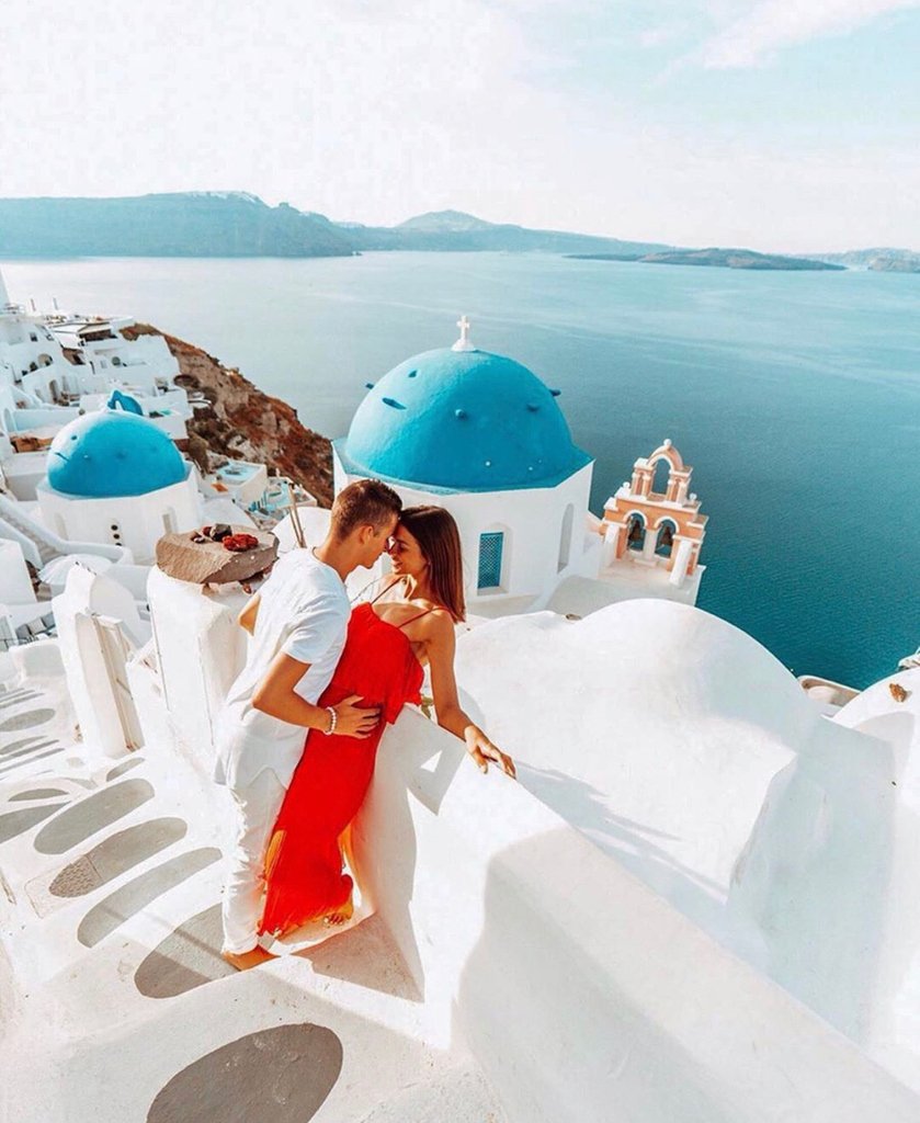 Zoosk's tweet photo. Where is wanderlust taking you this summer? ๐
๐ธ: @lovelifepassport
#summertravel #summervacation #romanticgetaway #romanticspot #datespot #santorini #greece https://t.co/494D2QIJNr